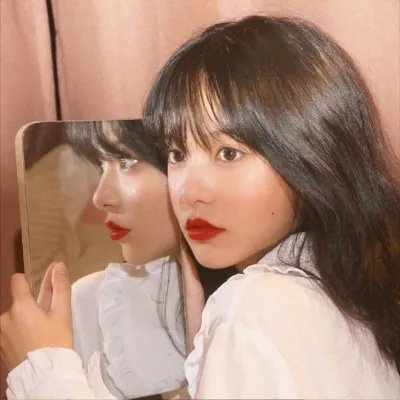 窗户上的阴影